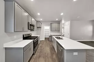 7817 W Kings Top Rd, Magna, UT 84044 - Photo 6