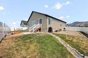 735 N 300 W, Smithfield, UT 84335 - Photo 36