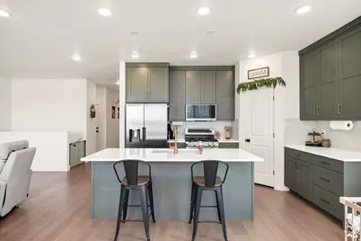 735 N 300 W, Smithfield, UT 84335 - Photo 8