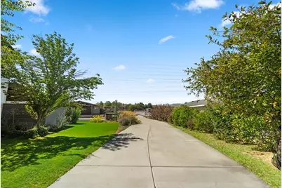 15258 S Mountainside Dr W, Bluffdale, UT 84065 - Photo 96