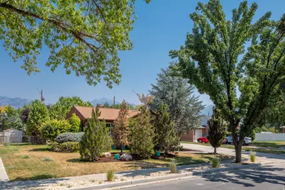 5471 S Knollcrest St E, Murray, UT 84107 - Photo 42