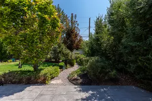 5471 S Knollcrest St E, Murray, UT 84107 - Photo 38