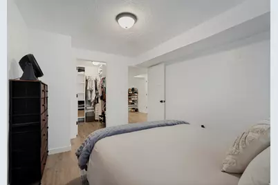 8061 S Oakridge Dr, West Jordan, UT 84081 - Photo 32