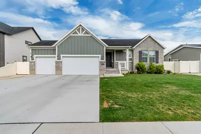 8061 S Oakridge Dr, West Jordan, UT 84081 - Photo 1