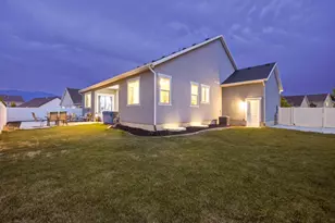 733 S School House Rd, Saratoga Springs, UT 84045 - Photo 44