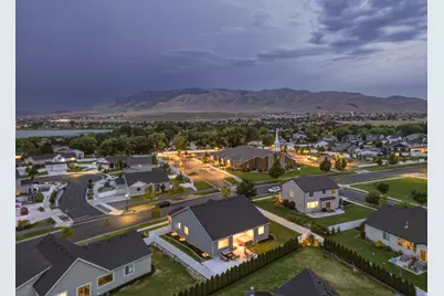 733 S School House Rd, Saratoga Springs, UT 84045 - Photo 52