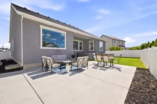 733 S School House Rd, Saratoga Springs, UT 84045 - Photo 38