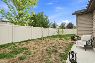 998 N Cambria Dr W, North Salt Lake, UT 84054 - Photo 26