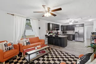 262 E 8960 S, Sandy, UT 84070 - Photo 2