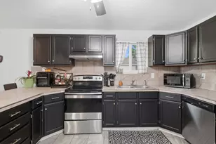 262 E 8960 S, Sandy, UT 84070 - Photo 4