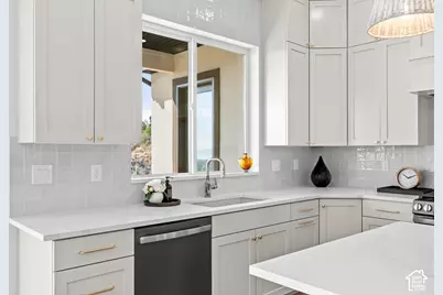 4529 N Windsor Dr, Provo, UT 84604 - Photo 18