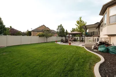1806 S 3525 W Cir W, Syracuse, UT 84075 - Photo 12