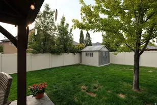 1806 S 3525 W Cir W, Syracuse, UT 84075 - Photo 14
