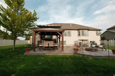 1806 S 3525 W Cir W, Syracuse, UT 84075 - Photo 8