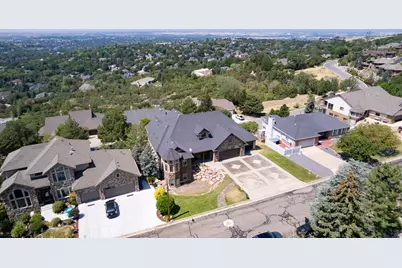 5055 Charenton Cove Cir S, Ogden, UT 84403 - Photo 6