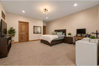 5055 Charenton Cove Cir S, Ogden, UT 84403 - Photo 44