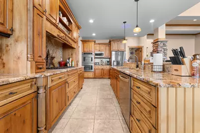 5055 Charenton Cove Cir S, Ogden, UT 84403 - Photo 16