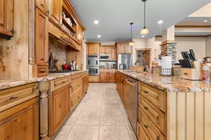 5055 Charenton Cove Cir S, Ogden, UT 84403 - Photo 16