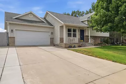 999 W 300 S, Lehi, UT 84043 - Photo 2