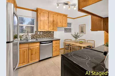 526 S Idaho Ave E, Provo, UT 84606 - Photo 2