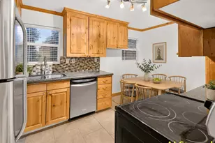 526 S Idaho Ave E, Provo, UT 84606 - Photo 2