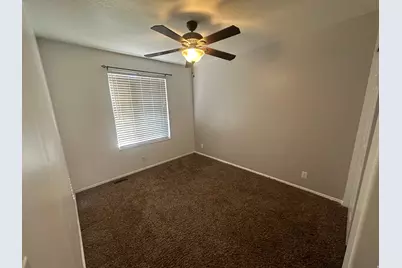898 W 1025 N, Clinton, UT 84015 - Photo 20