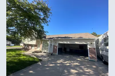 898 W 1025 N, Clinton, UT 84015 - Photo 4