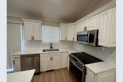 898 W 1025 N, Clinton, UT 84015 - Photo 1