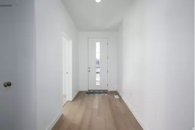 233 W Waterstone Cir #7, Murray, UT 84107 - Photo 4