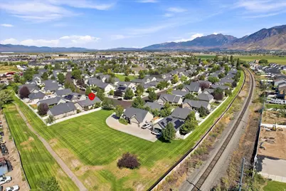 1418 S Avalon Dr, Springville, UT 84663 - Photo 38