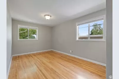 525 S Monroe Blvd, Ogden, UT 84404 - Photo 8