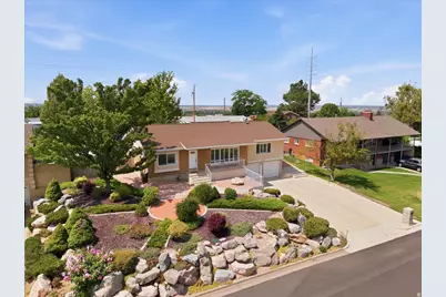 4895 Ben Lomond Ave, South Ogden, UT 84403 - Photo 4