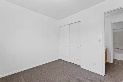 8807 S Foxtail Way, West Jordan, UT 84088 - Photo 16