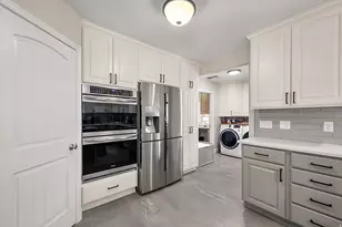 1014 E Smart Ln, Sandy, UT 84094 - Photo 12
