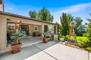 1014 E Smart Ln, Sandy, UT 84094 - Photo 2