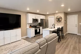 8603 W Bowie Dr, Magna, UT 84044 - Photo 14