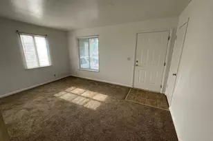 34 W Russett Ave S, Salt Lake City, UT 84115 - Photo 2