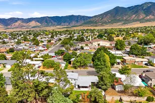 589 N Nelson Ave E, Tooele, UT 84074 - Photo 42