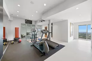 2558 S Scenic Dr E, Salt Lake City, UT 84109 - Photo 30