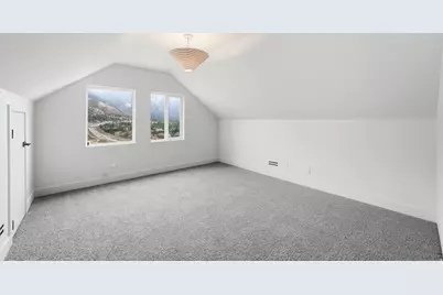 2558 S Scenic Dr E, Salt Lake City, UT 84109 - Photo 56