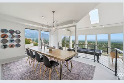 2558 S Scenic Dr E, Salt Lake City, UT 84109 - Photo 26