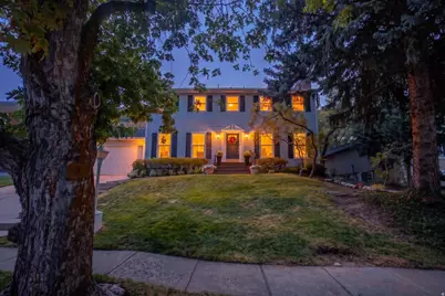 3636 E Macintosh Ln S, Cottonwood Heights, UT 84121 - Photo 8
