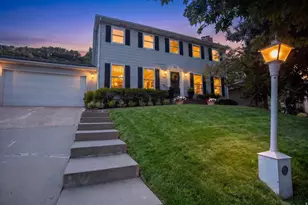 3636 E Macintosh Ln S, Cottonwood Heights, UT 84121 - Photo 4