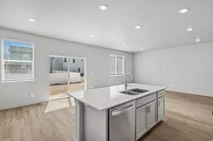 862 E Eden St, Eagle Mountain, UT 84005 - Photo 12