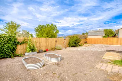 140 W 100 S, Tooele, UT 84074 - Photo 8