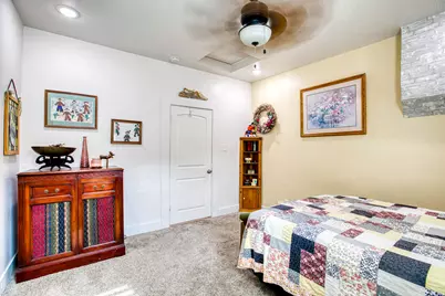 140 W 100 S, Tooele, UT 84074 - Photo 16