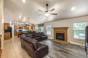 6372 W Cerro Ln S, West Valley, UT 84128 - Photo 2