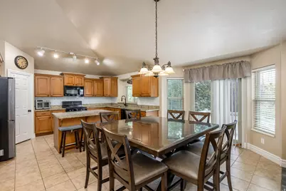 6372 W Cerro Ln S, West Valley, UT 84128 - Photo 8