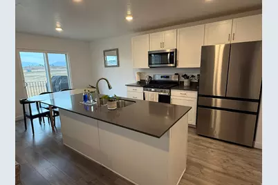 1218 W Hidden Spring Dr, Santaquin, UT 84655 - Photo 8