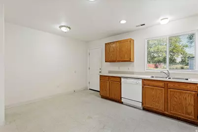 170 N Pingree Ave, Ogden, UT 84404 - Photo 14